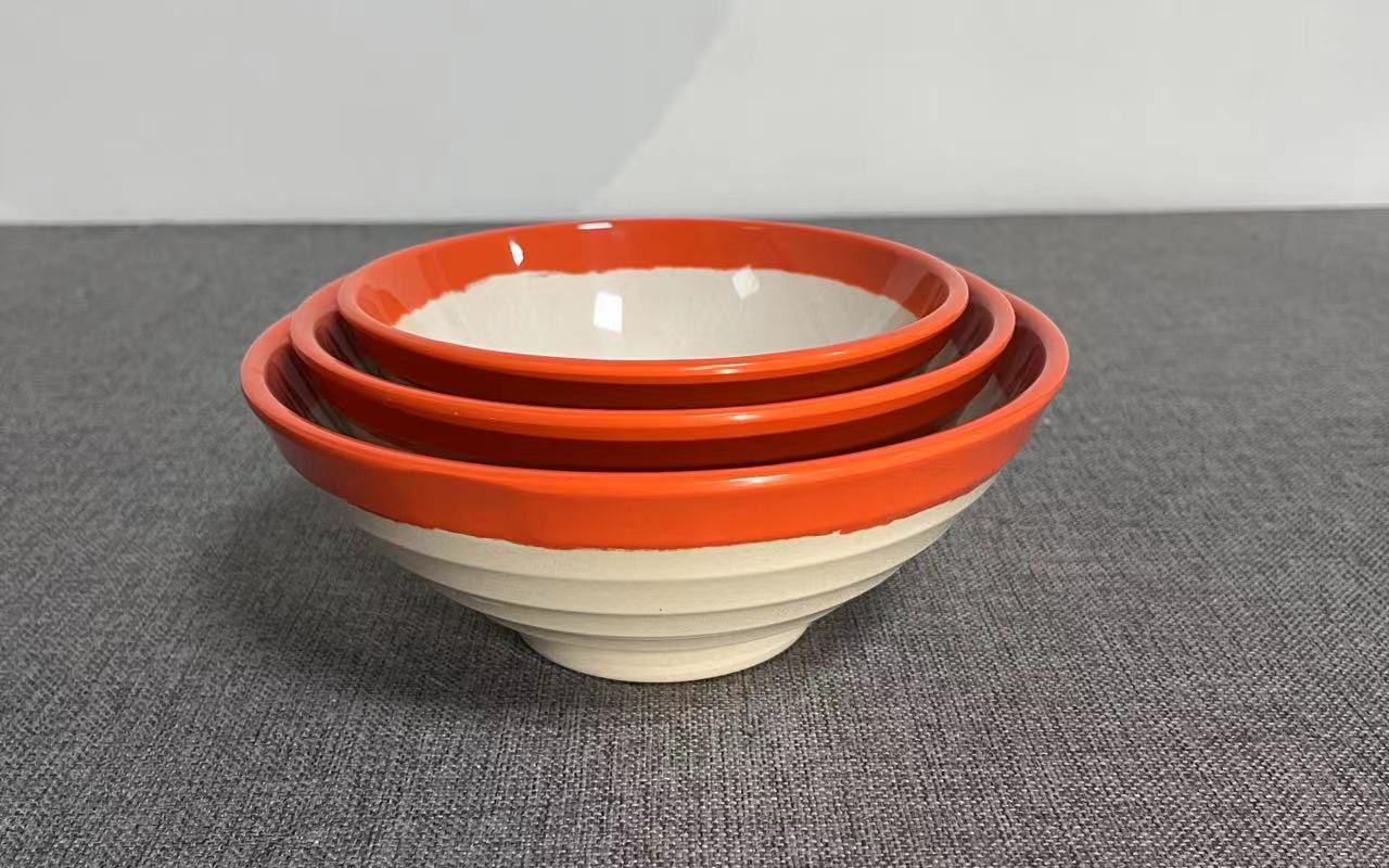 愛馬仕橙密胺材質的碗